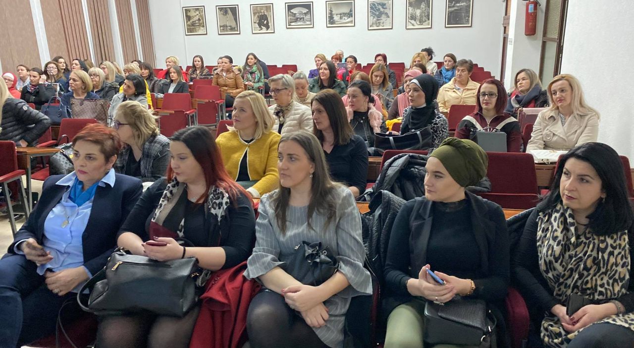 Žene SDA u Travniku organizovale predavanje "Gripa i komplikacije"